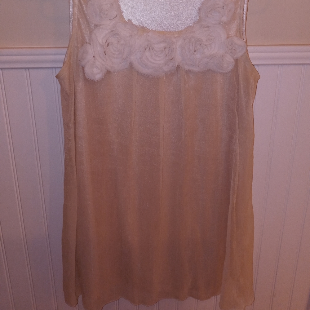 Romantic top